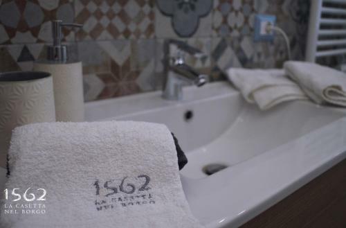 Bed & Breakfast 1562 La Casetta Nel Borgo