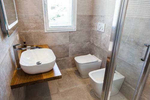 Calabona's Promenade Apartment