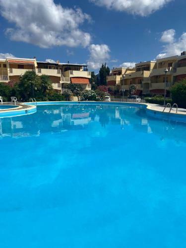 Appartamento Fronte Mare In Residence Con Piscina