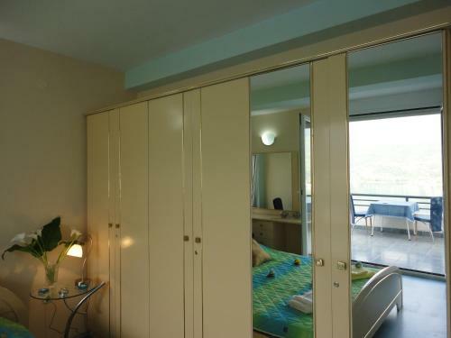 Hostal Accommodation Old City Jt