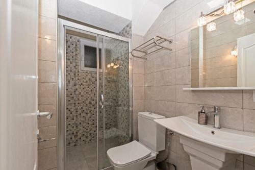 Casa Di Vall City Apartments