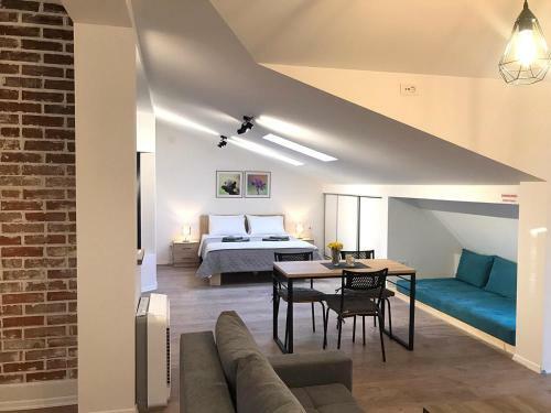 Letra Apartments