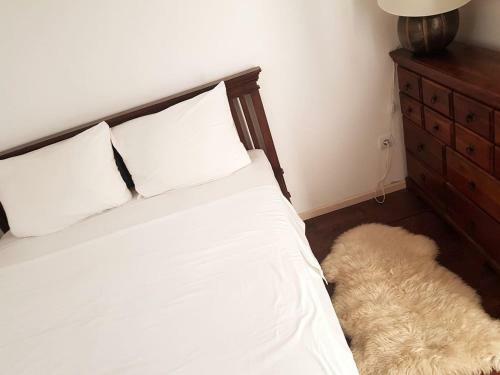 Two Bedroom Apartment With Pool At Pr?anj - Kotor