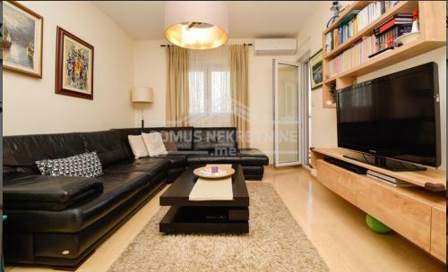 Lux Apartment With Free Parking