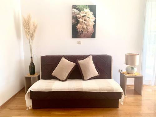 Sunday Apartment Petrovac