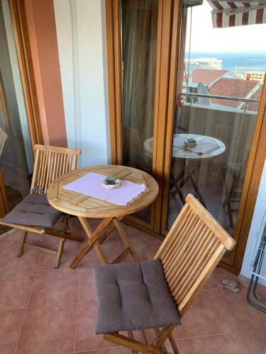 Cozy Sea View Apartment