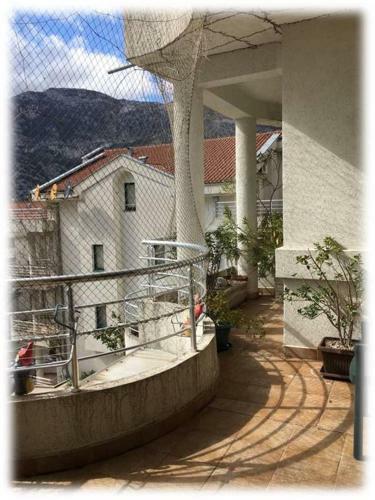 Roman Gardens Deluxe Apartments