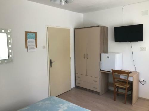 Hostal Summer Rooms Ba?ka