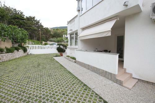 Apartments Katarina With Terrace