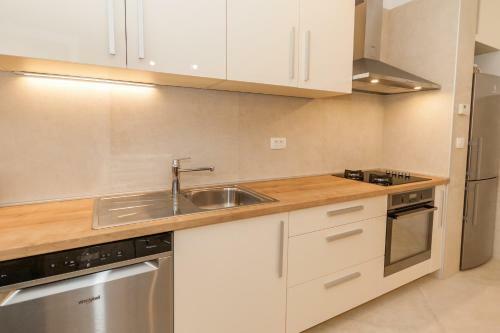Apartments Surfinia