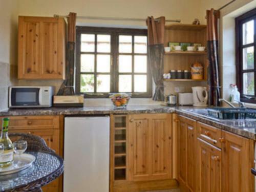 Thompsons Arms Cottage No1