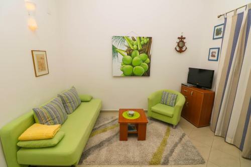 Apartments Blue And Green With Balcony