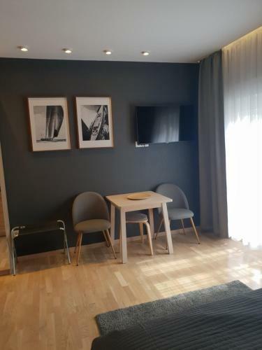 Apartmani Kameno Sidro