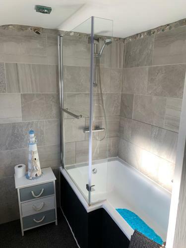 Seashell House With Sea Views And Free Gym Pool Pass