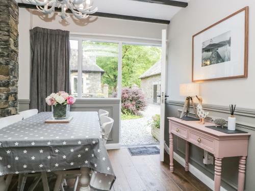 Coach House 1 - Pullwood Bay