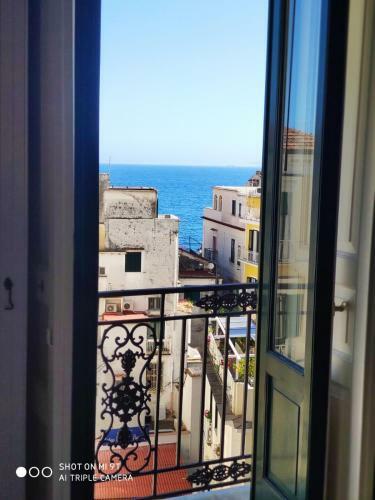 Hostal Residenza Del Duca Rooms & Apartments