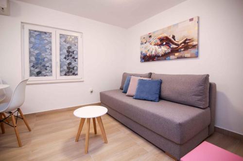 Apartment In Biograd Na Moru 34950