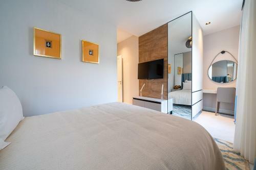 Hermes Apartment - Two Bedroom