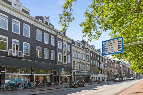 Central Located Refurbished Warehouse Apartment - Apt 1