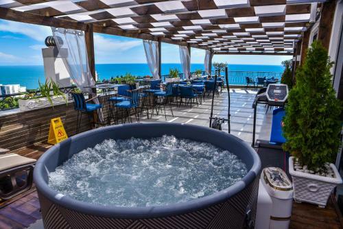 Padam Hotel & Spa