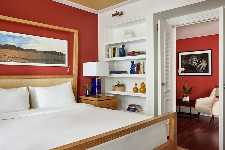 Hotel Betsy South Beach