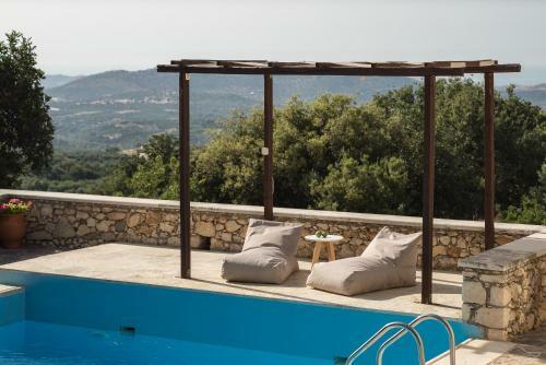 Villa Koules Estate, Simplicity & Natural!