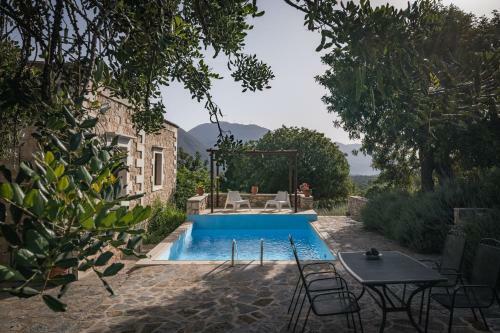 Villa Koules Estate, Simplicity & Natural!