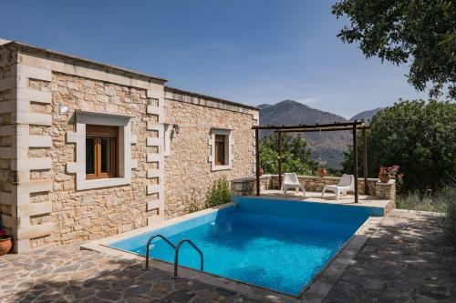 Villa Koules Estate, Simplicity & Natural!