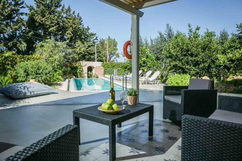 Apartamento Fanari House