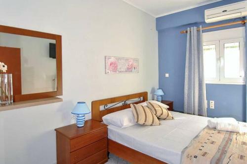 'panos' Comfy Apartment Near City Center