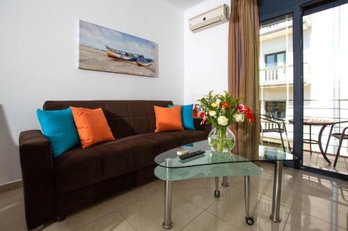 Sophia Central Loft & Apartments