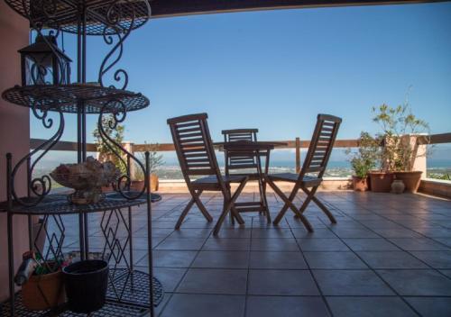 Cozy Maisonette With Unique Views In Ancient Corinth