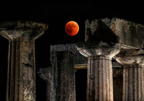 Cozy Maisonette With Unique Views In Ancient Corinth
