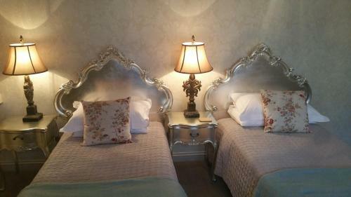 Hostal Lypiatt House
