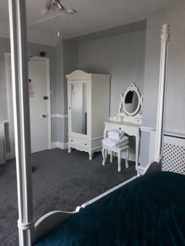 Hostal New Hall Bank