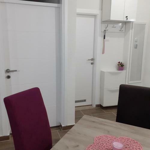 Apartman Lana, Jezero