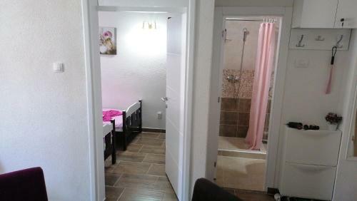 Apartman Lana, Jezero