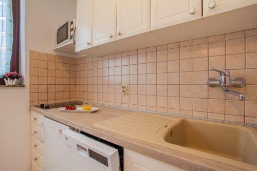 Apartment Mu?i?
