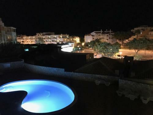 Sea View Oceanus Apartment Olhos De Agua