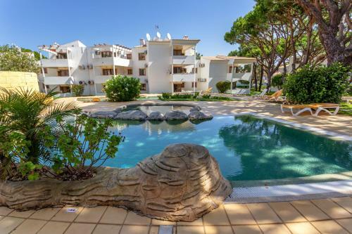 Apartamento Fresh Sunny Flat With Pool & Terrace By Host Wise