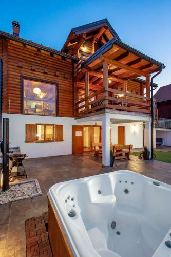 Mountain Family Home Nola Ivano