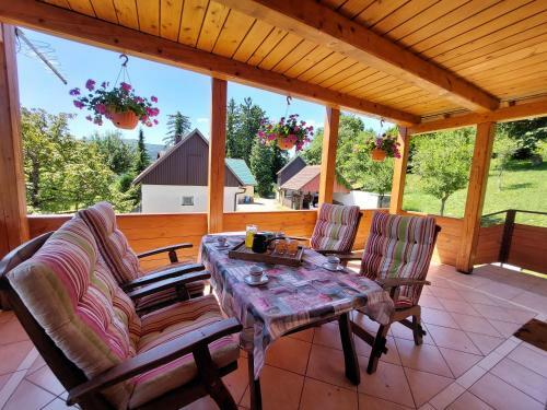 Holiday Home Tihovo