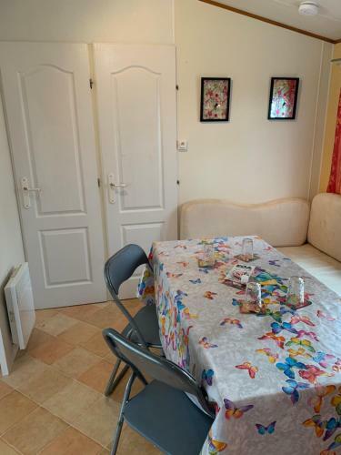 Mobil Home 6/8 Personnes