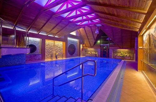 Hotel Topor�w