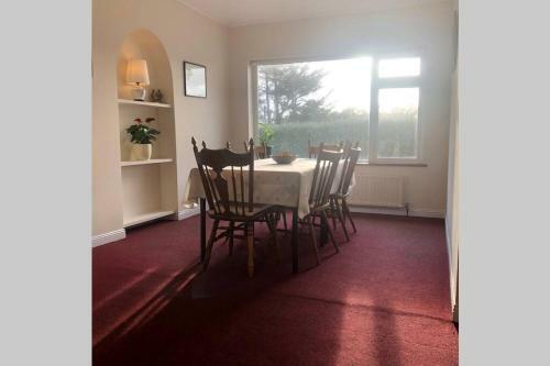 Spacious Seaside Apartment 3km From Clifden
