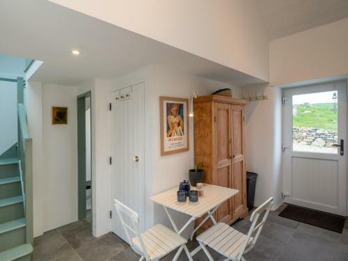 Shore Cottage, Errislannan