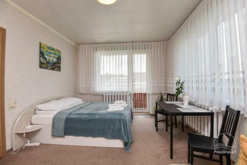 Hostal Forest