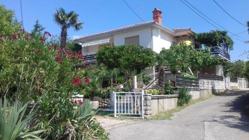 Apartments By The Sea Klimno, Krk - 16577