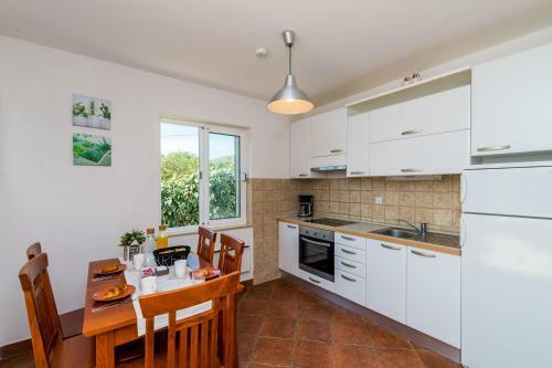 Villa Doli - Lovely Holiday Home With Private Pool