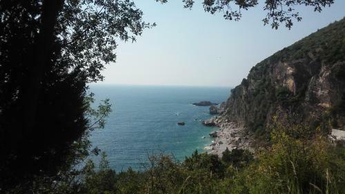 Sea-side Old Stone Villa With A Private Garden